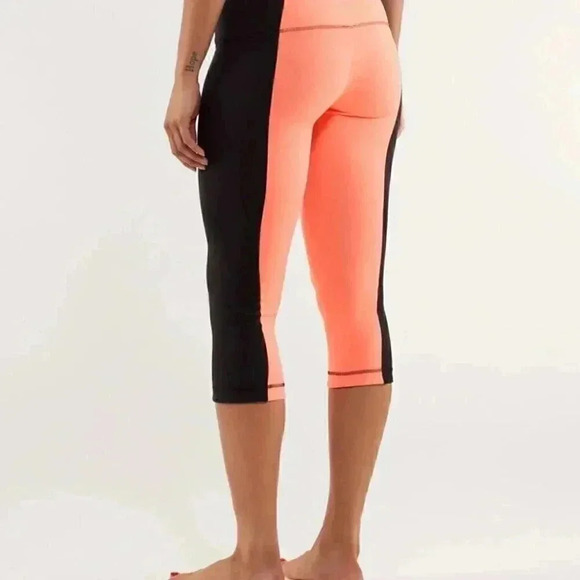 Lululemon Wunder Under Crop *Bonded Stripe Black / Pop Orange / Black leggings 2 - Picture 4 of 4